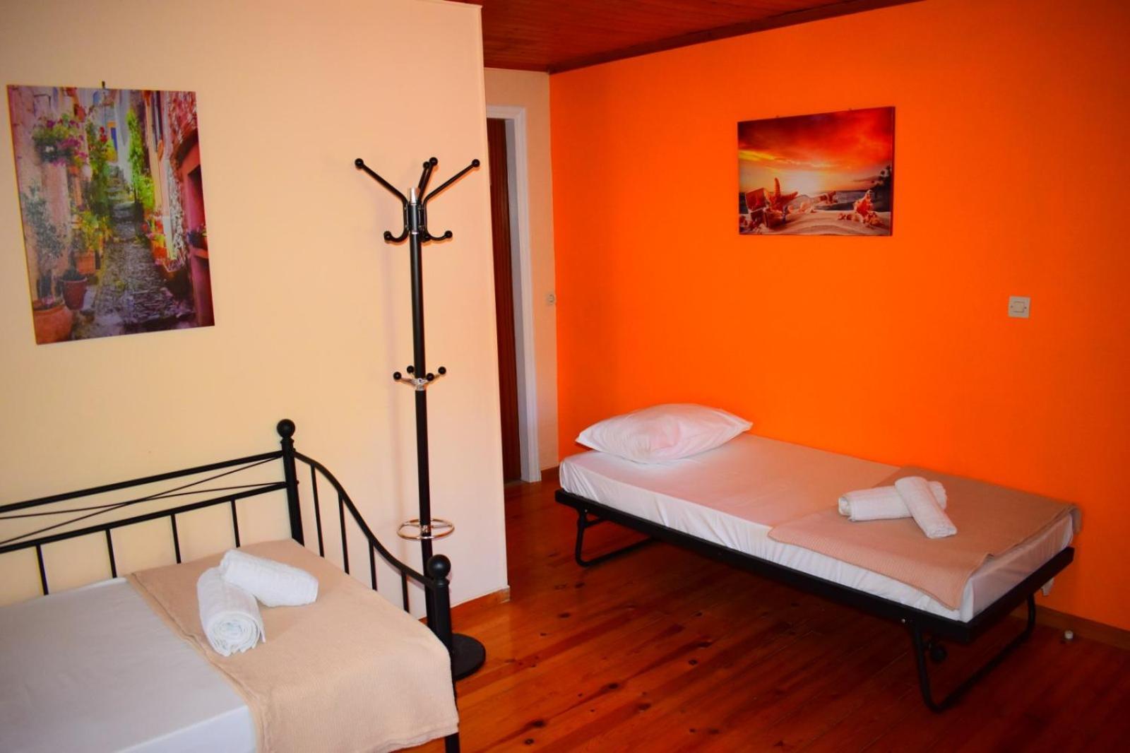 Karydia Apartments 4 Pers Lazaráta エクステリア 写真